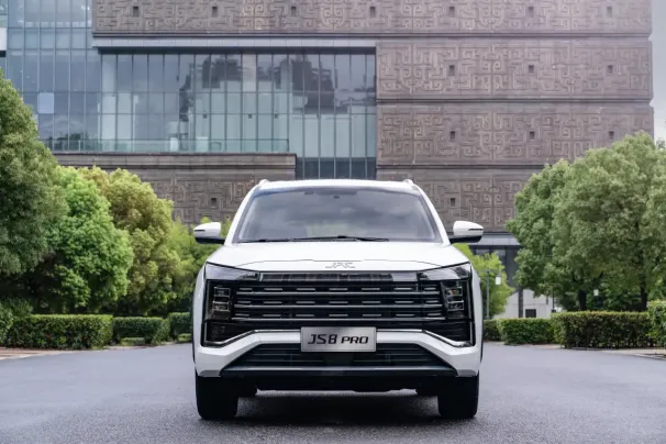 سعر ومواصفات JAC JS8 Pro وJAC JS6 موديل 2026 في السوق المصري