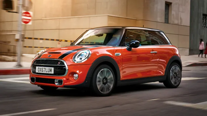 ميني كوبر 2023: أناقة أوروبية في سيارة مستعملة بمصر